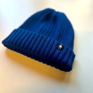 Kids Smartwool royal blue hat, NWOT, never worn